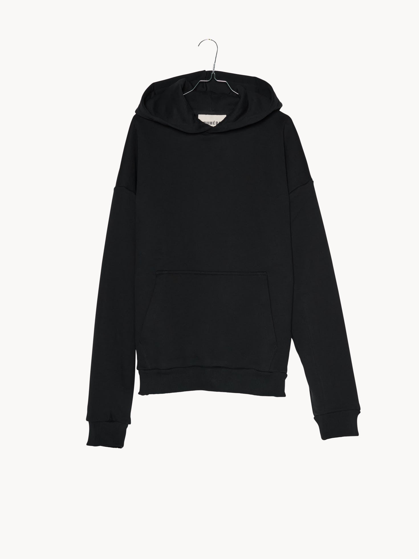 HOODIE OVERSIZED NR. 006 | schwarz mit weißem Logo