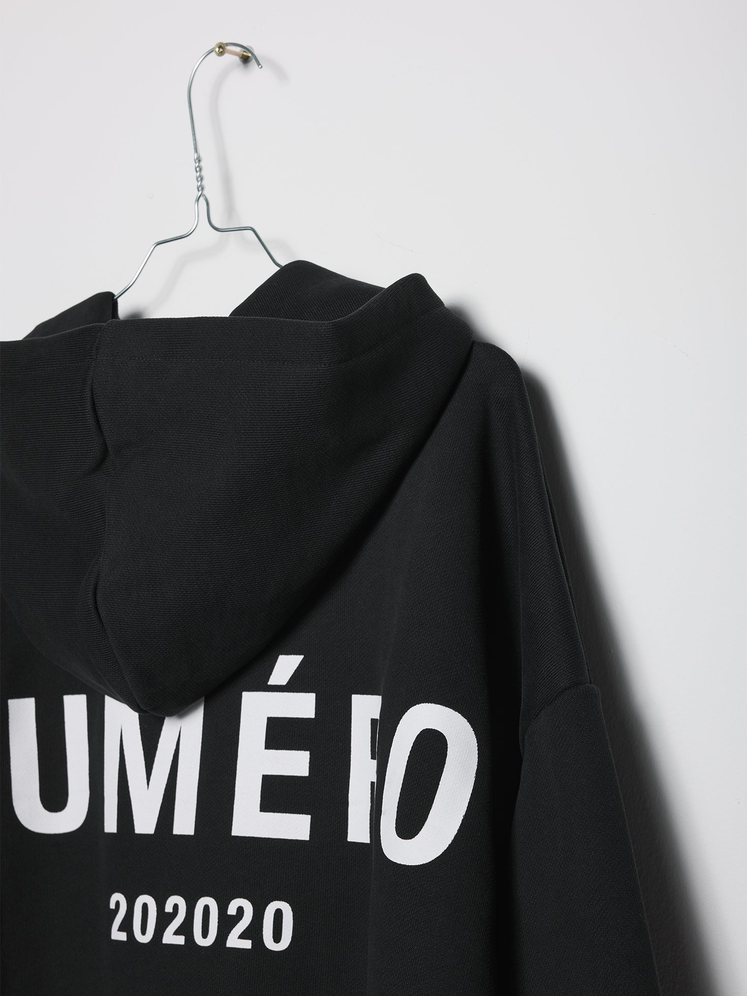 HOODIE OVERSIZED CROPPED NO. 007 | black with white logo