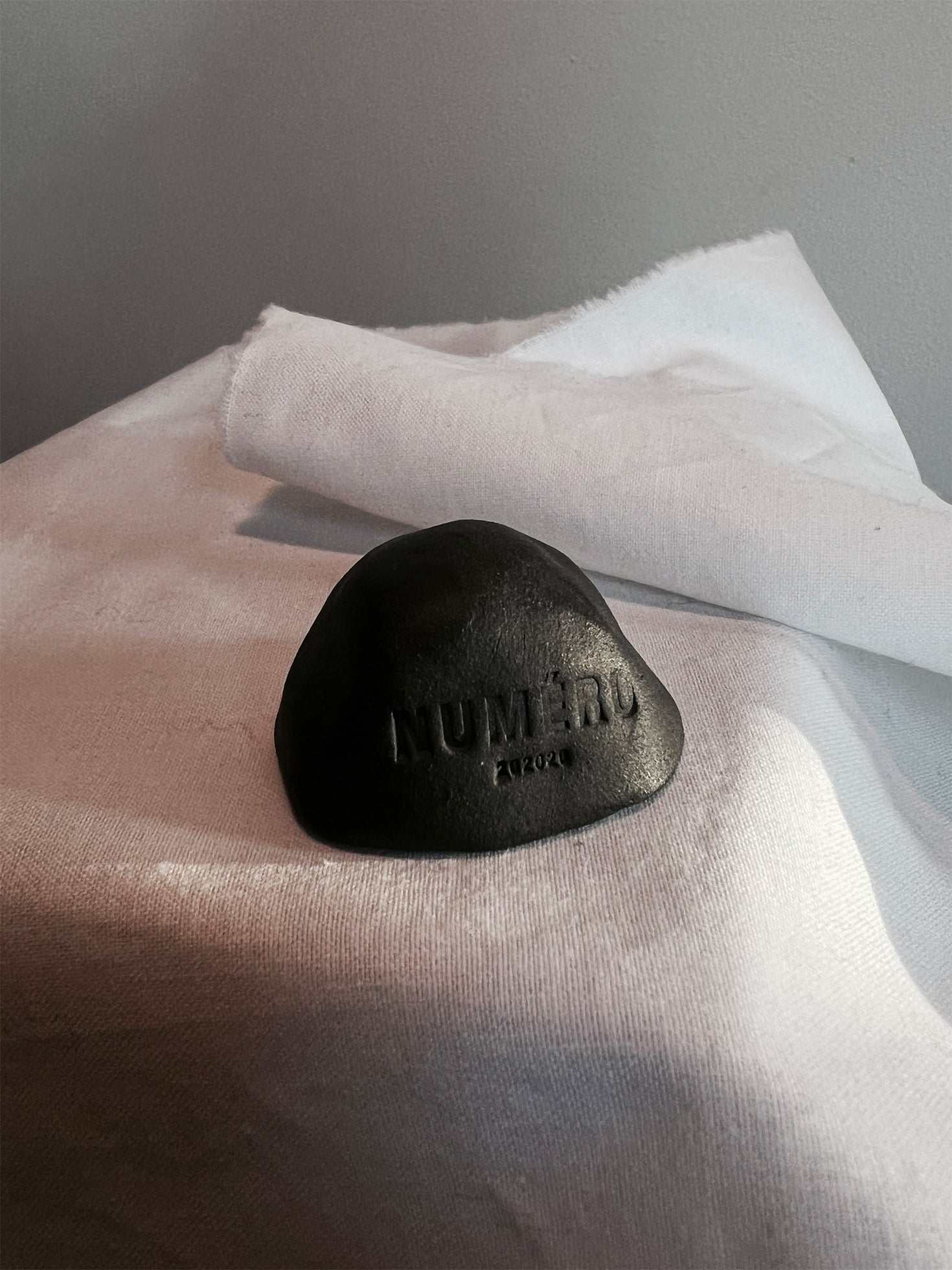 OBJECT NO. 023 | black