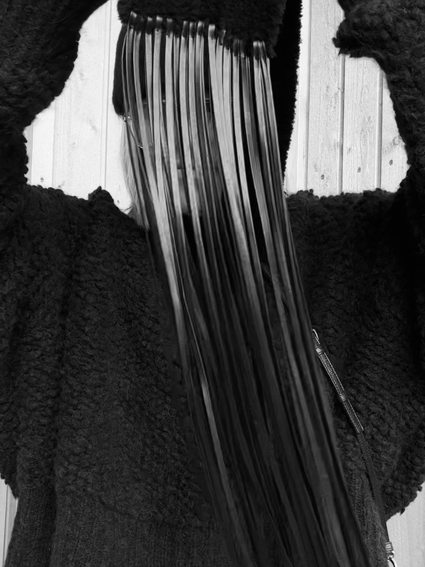 SCARF WITH FRINGES NO. 041 | black