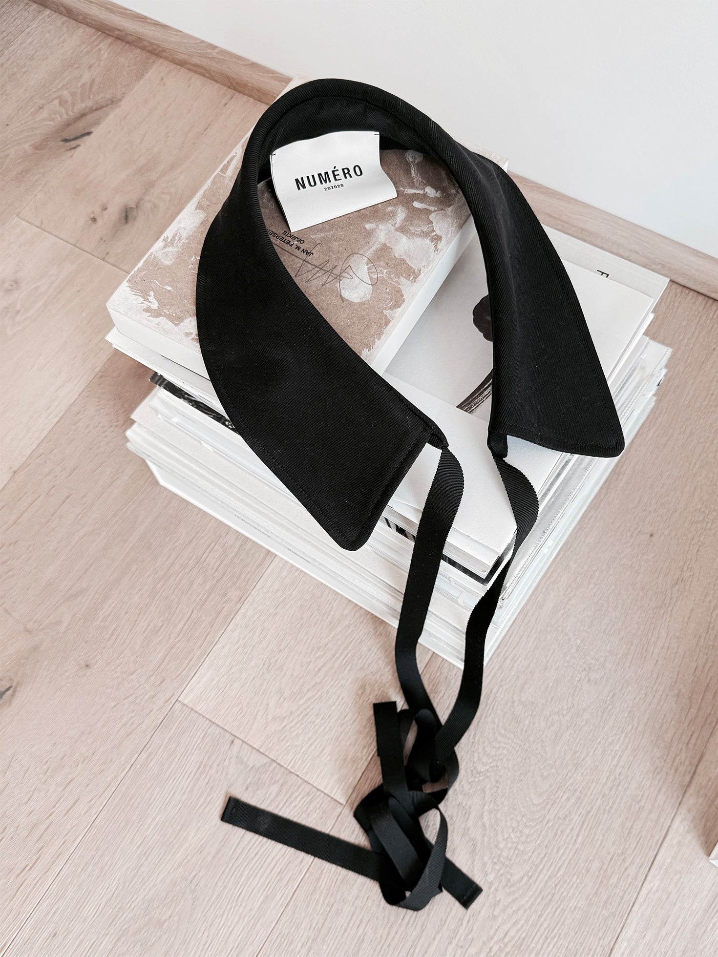 COLLAR NO. 024 | black